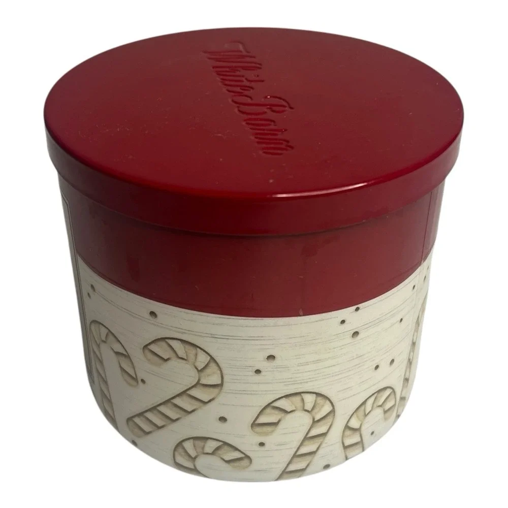 White Barn Bath & Body Works Crushed Candy Cane 3 Wick Scented Candle  14.5 oz
